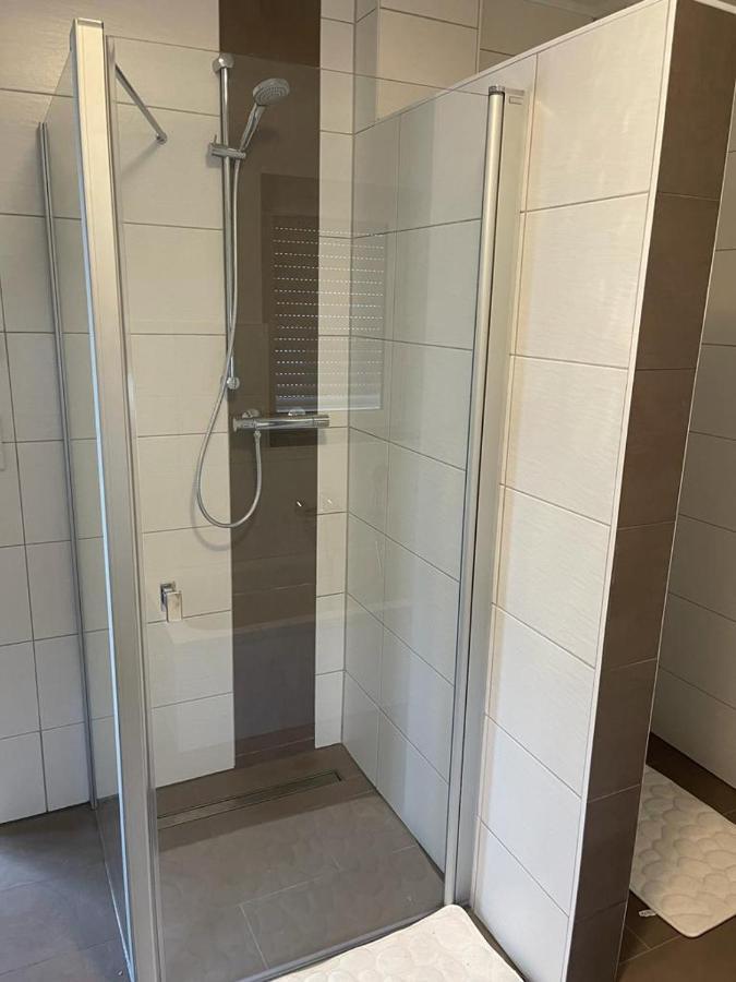 Lux Apartmant 2 Westerstede Kültér fotó